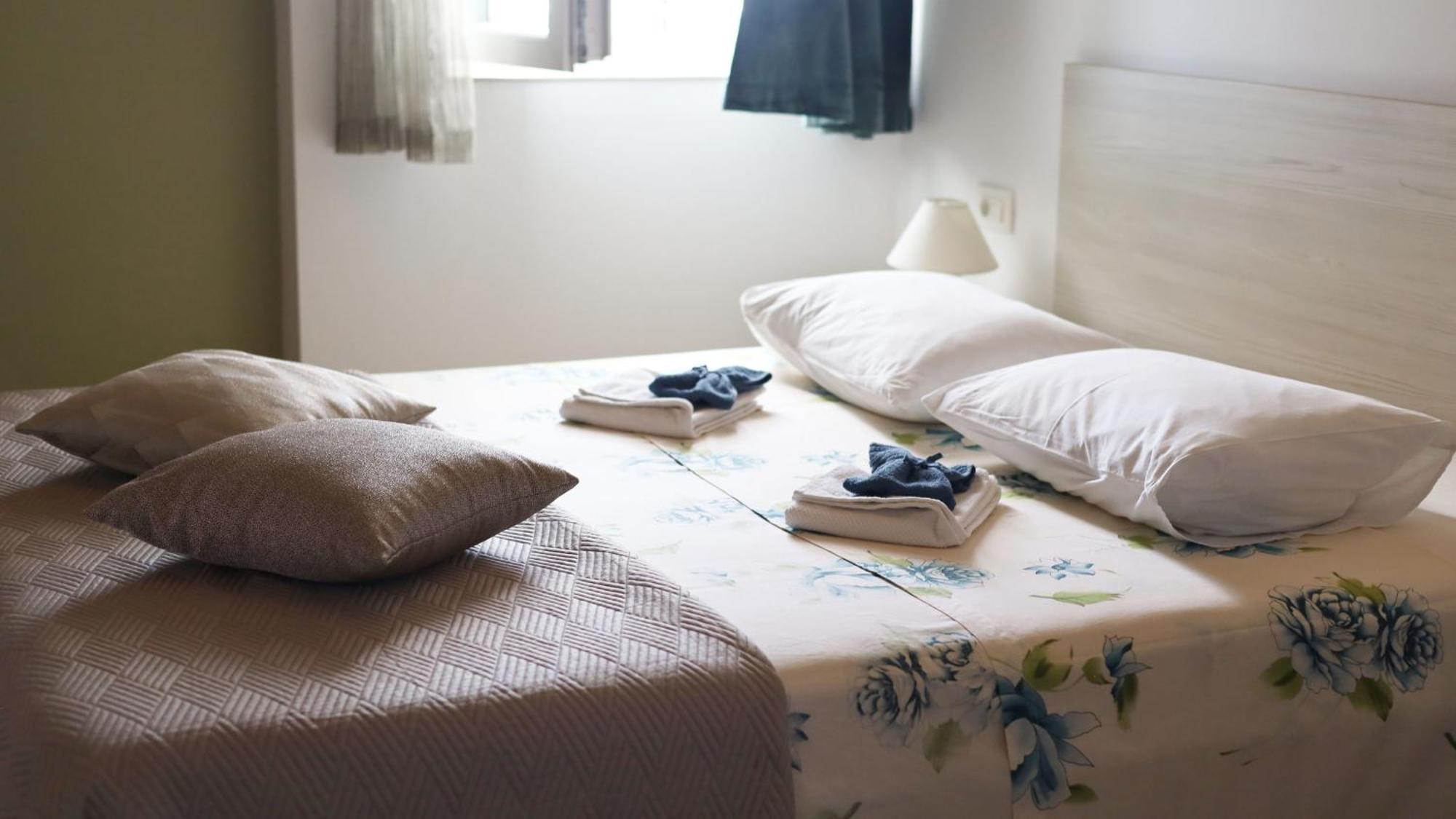 Guesthouse Miranda Np Krka โลโซวาซ ภายนอก รูปภาพ